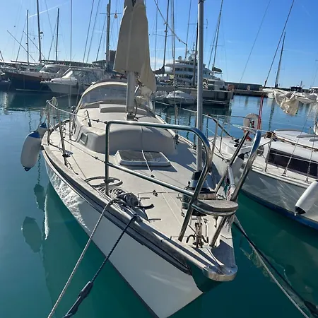 Segelboot Cala Del Forte ספינת מלון